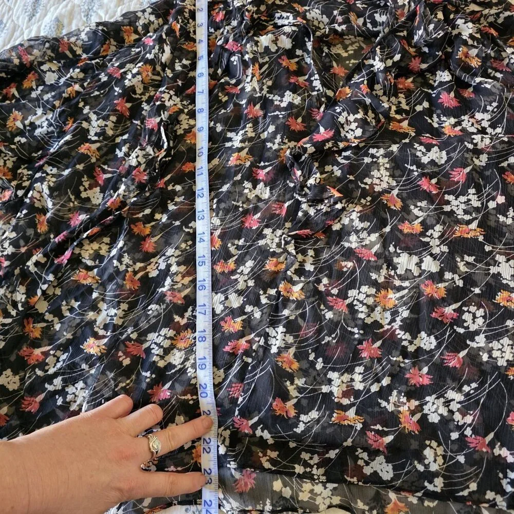 Joie Black Pink Silk Sheer Floral Ruffle Tie Neck Blouse Size M Boho Romantic - Picture 13 of 14